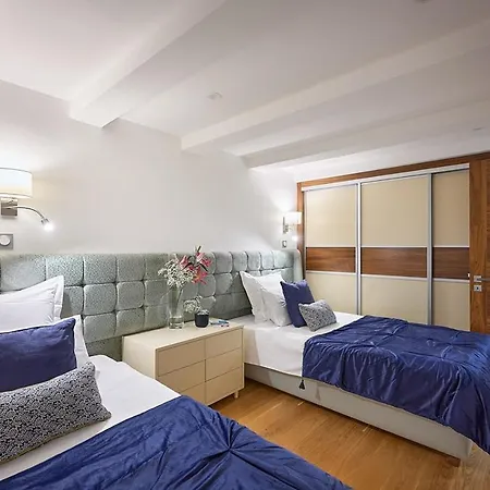 Sunlight - Palme D Or - 2 Bedrooms, Modern Apartment, Hyper