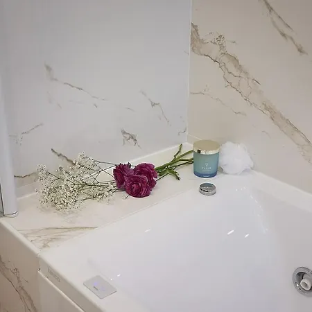 Sunlight - Palme D Or - 2 Bedrooms, Modern Apartment, Hyper Cannes